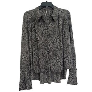 Free‎ People Womens Small Button Down Modern Muse Snakeskin Blouse Top Black